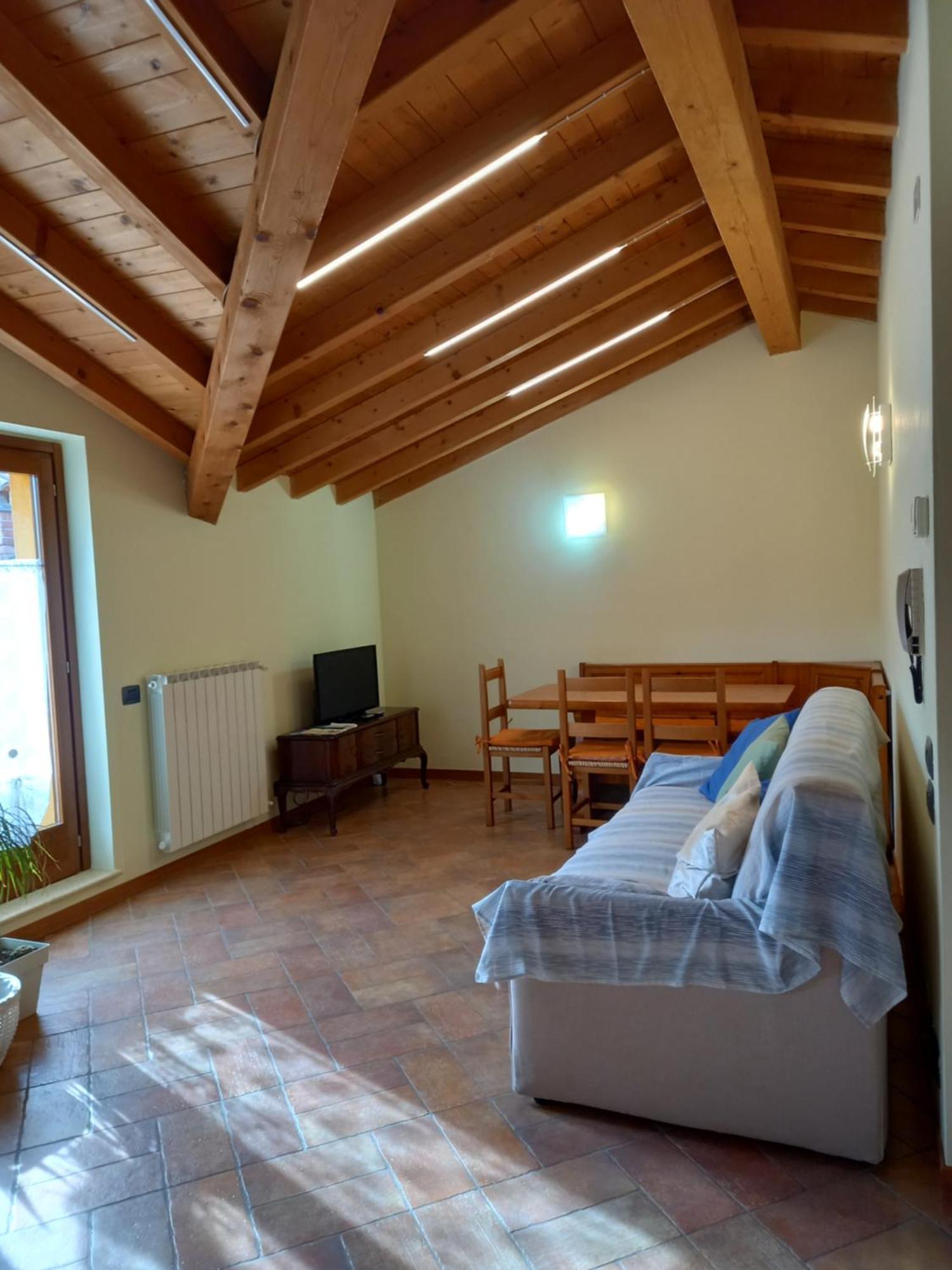 Casa Vacanze Tania Somendenna Εξωτερικό φωτογραφία